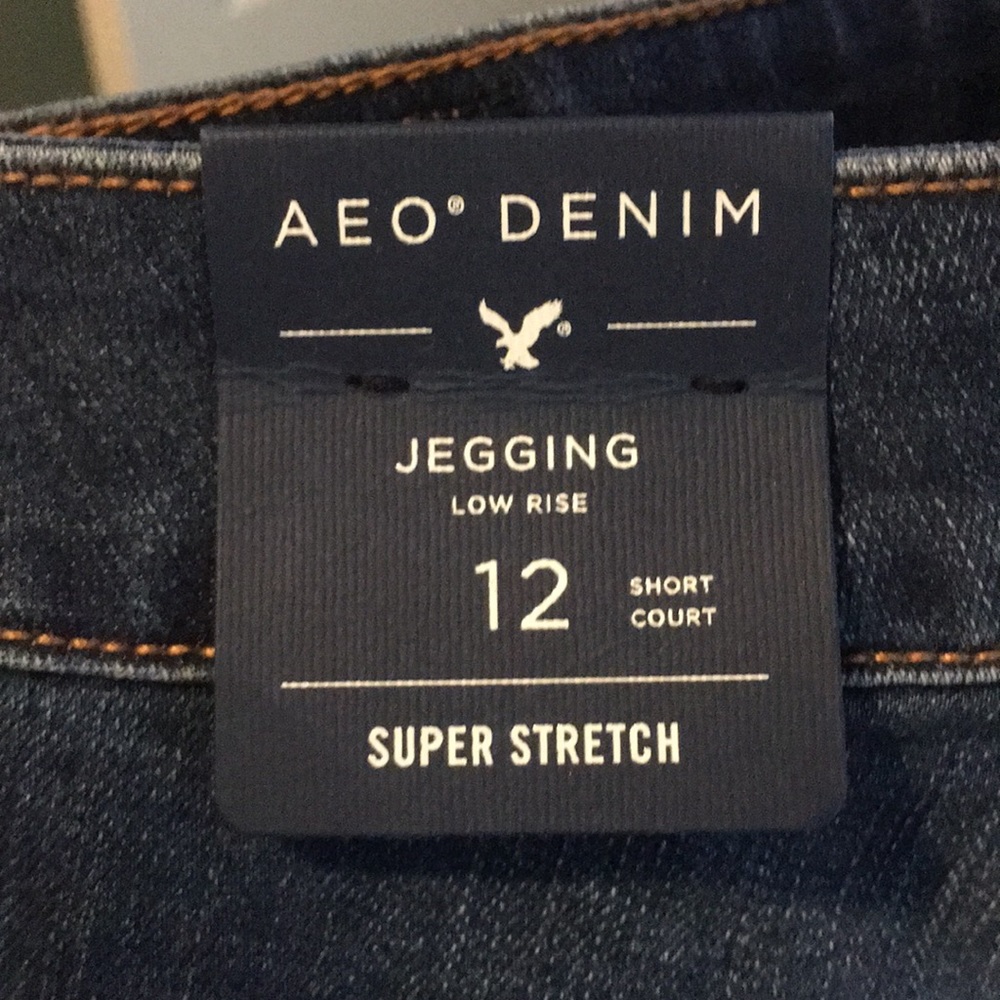 American Eagle jeans - NWT!